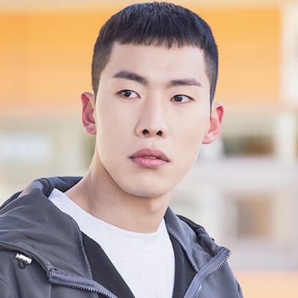 ソン・ギョンテク